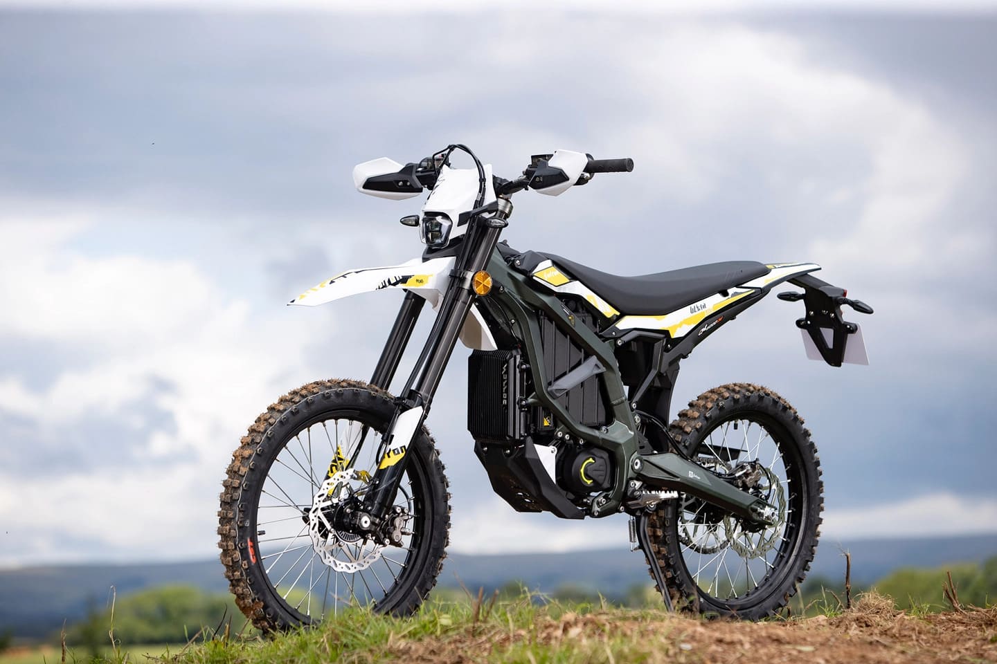 surron-ultra-bee-wypozyczalnia