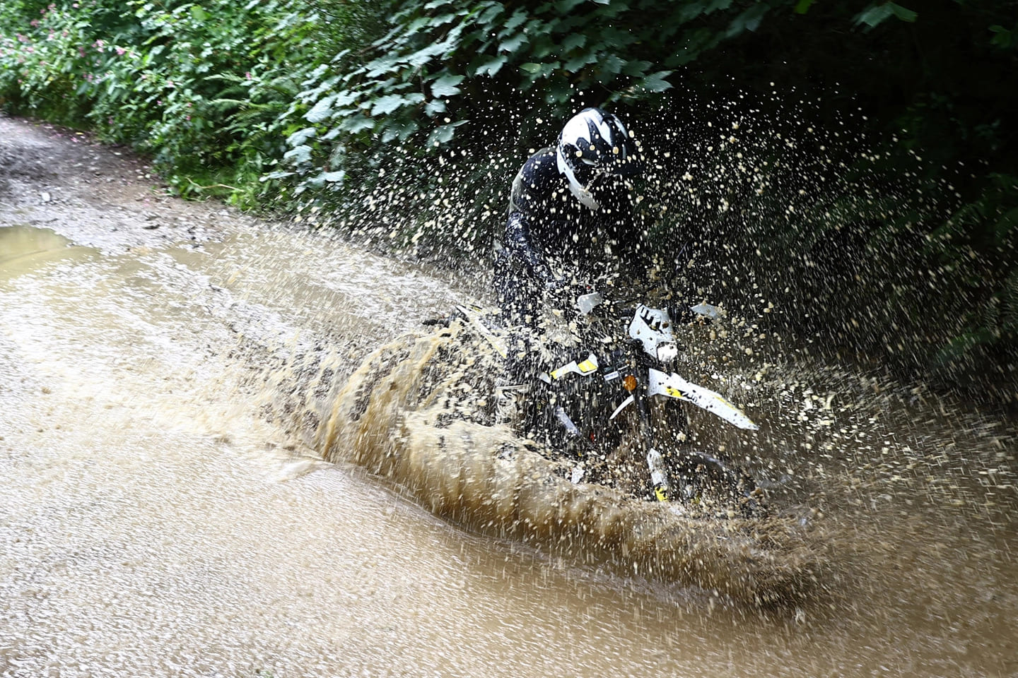 wypozyczlnia-motocykli-dla-firm