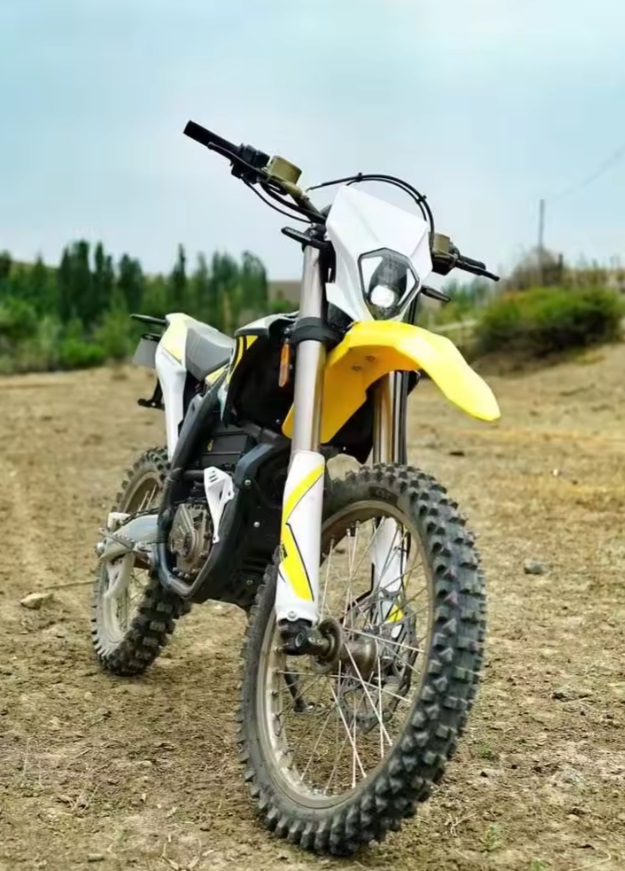 surron-storm-bee-sklep-internetowy-moto-stajnia